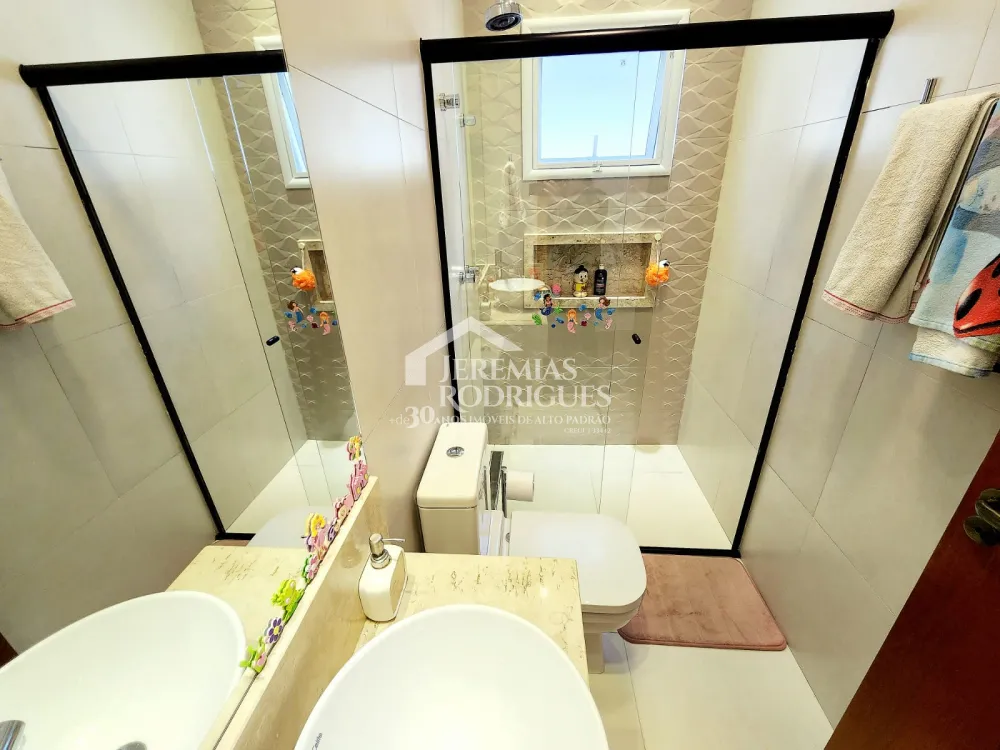 Casa com 3 quartos, 252 m² - Condomínio Ouro Ville - Taubaté/SP