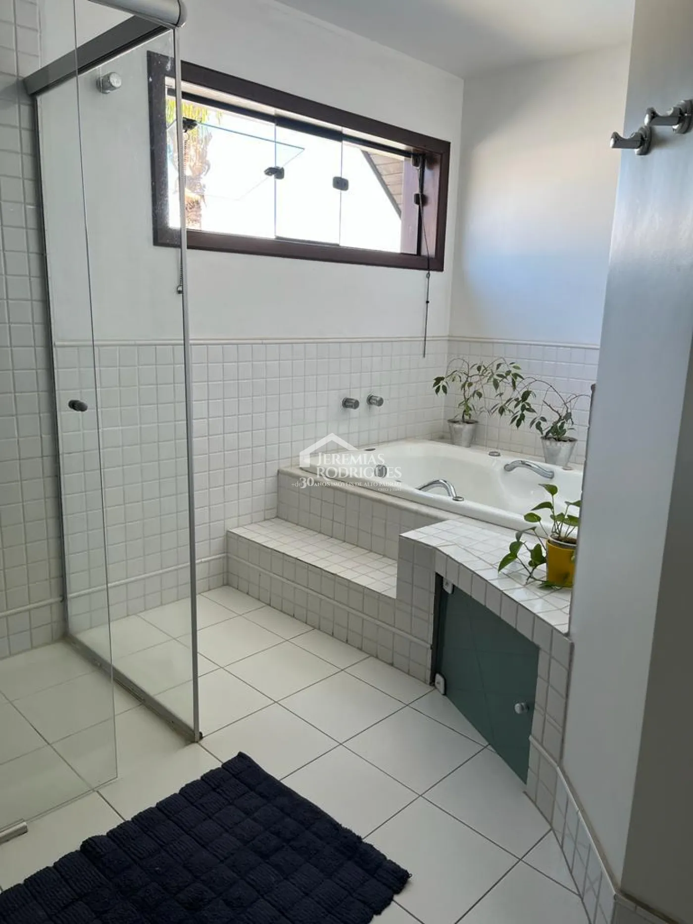 Casa com 3 dormitórios, 480 m² - Jardim Residencial Doutor Lessa - Pindamonhangaba/SP.