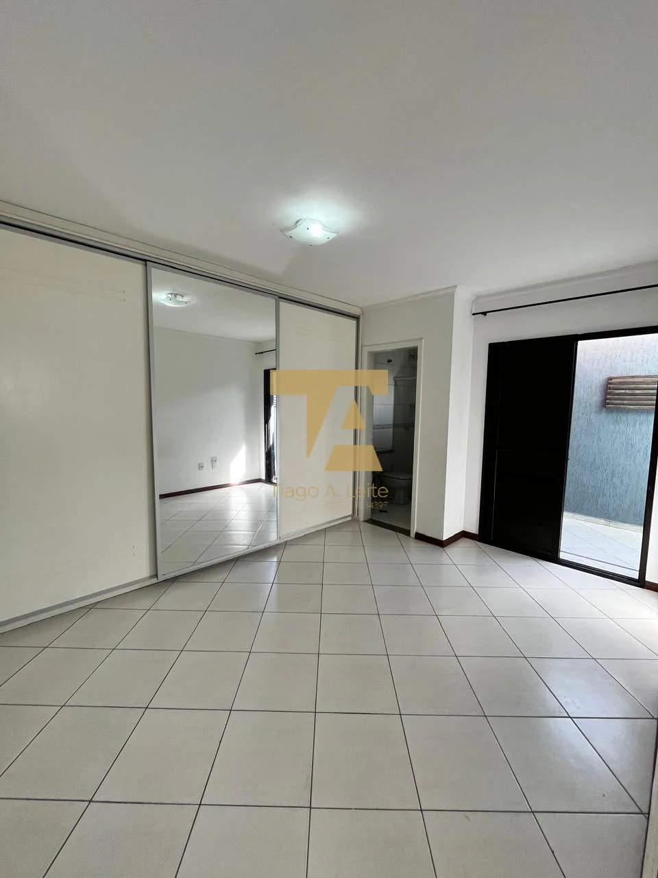 Apartamento à Venda no Centro de Pindamonhangaba – 2 Quartos (1 Suíte) e Móveis Planejados