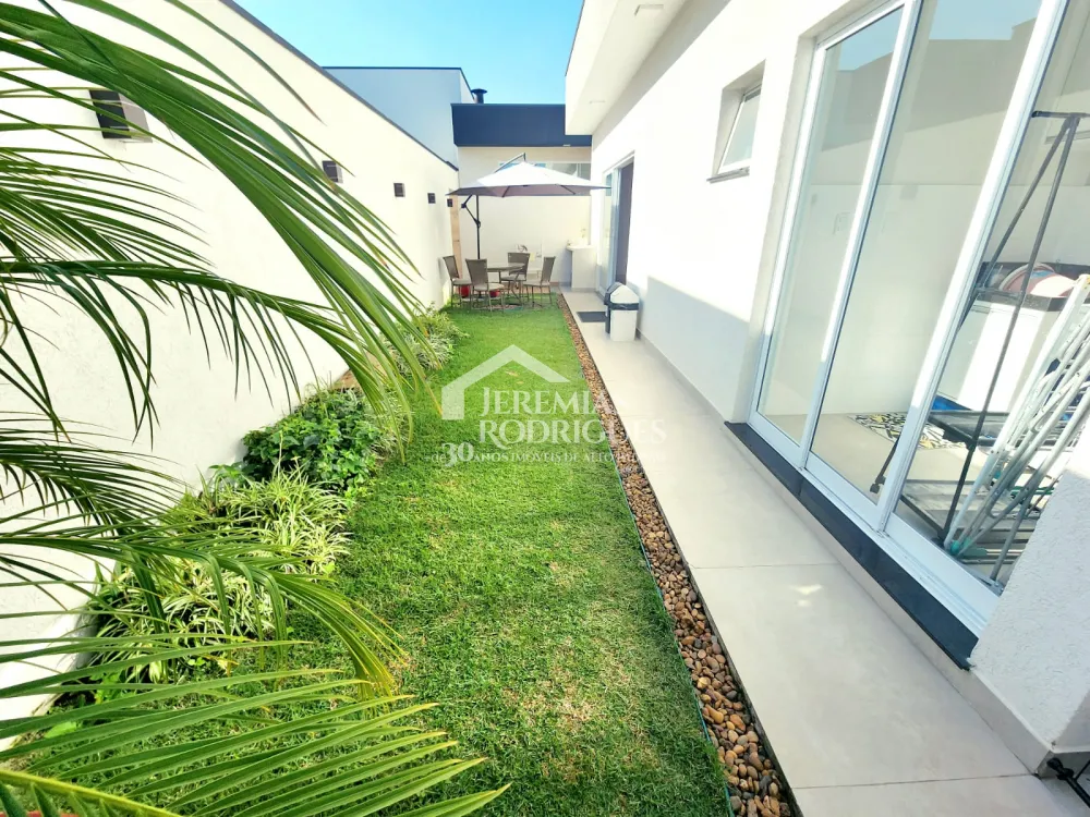 Casa com 3 quartos, 252 m² - Condomínio Ouro Ville - Taubaté/SP