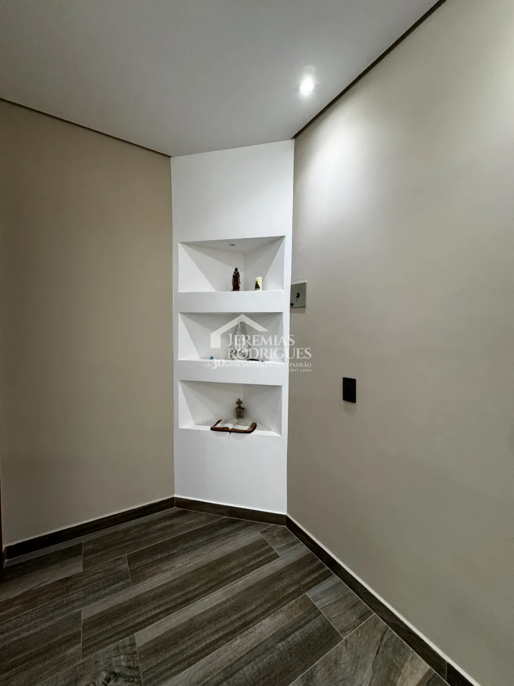 Casa com 3 dormitórios, 267 m² - Condomínio Parque das Araucárias - Tremembé/SP.