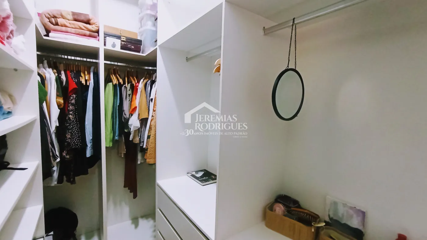 Casa para venda e locação com 4 dormitórios no Condomínio Jatobá em Tremembé/SP.
