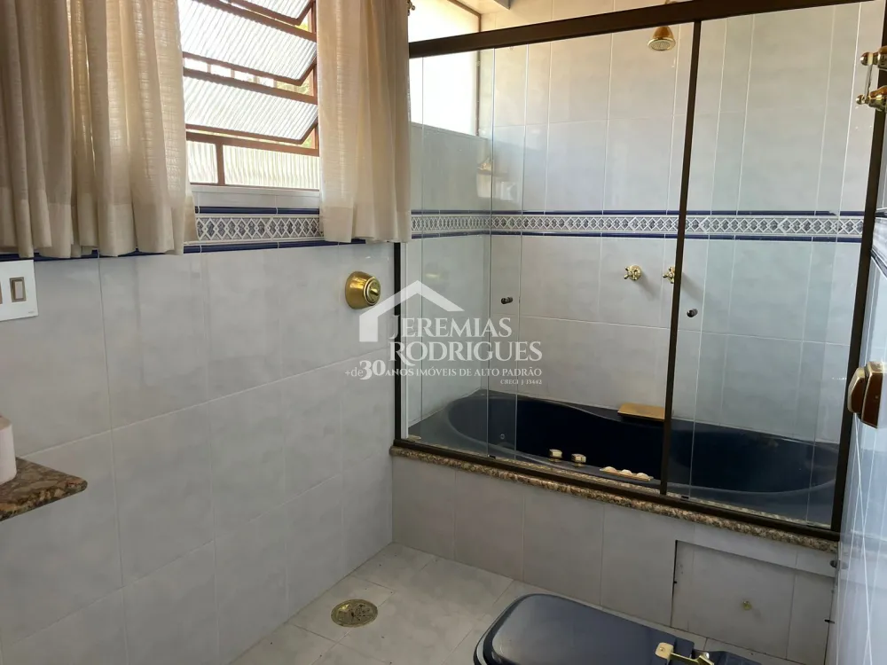 Casa com 5 suítes, 348 m² - Centro - Santo Antônio do Pinhal/SP.