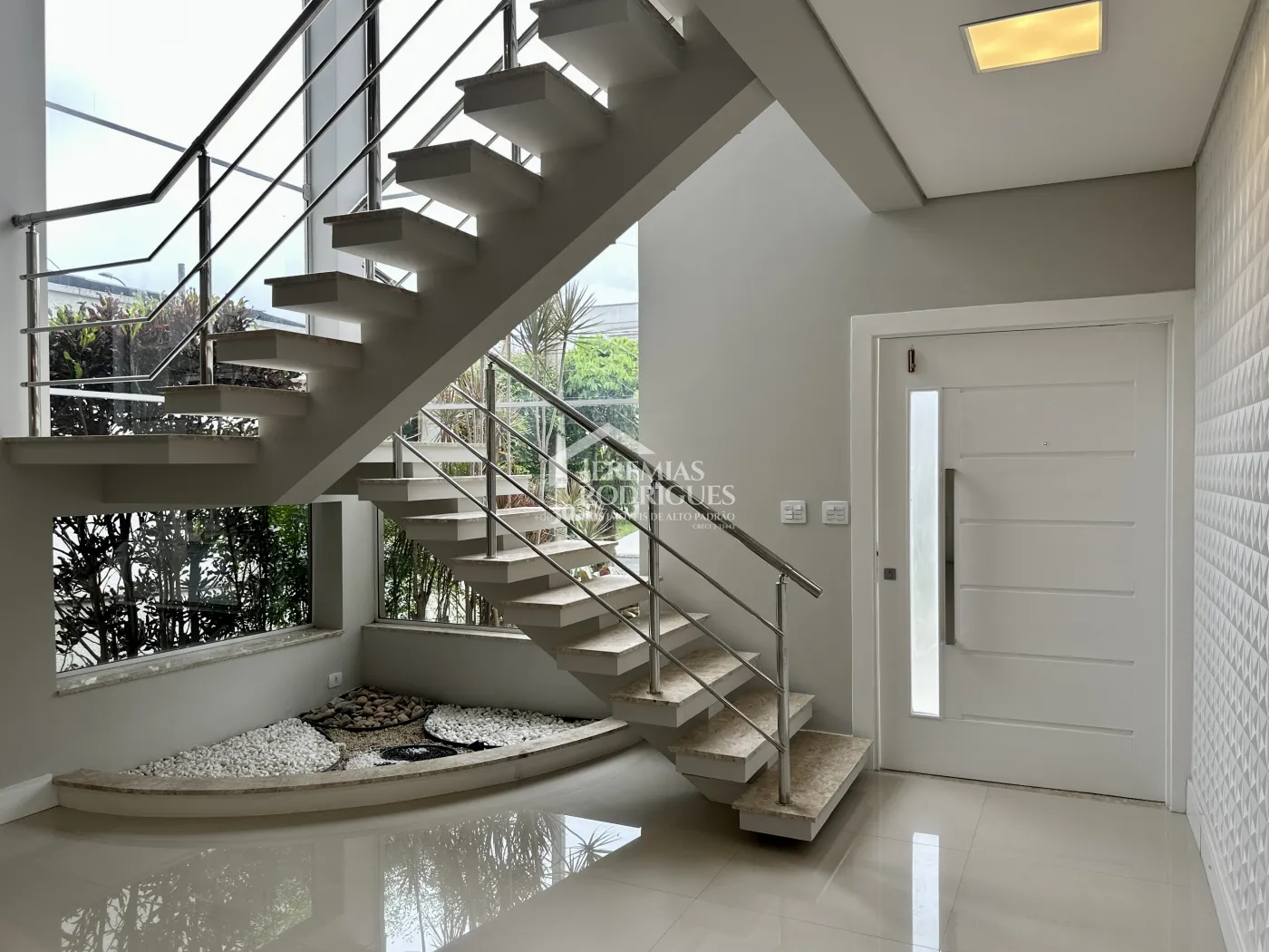 Casa com 3 dormitórios, 237 m² - Campos do Conde Chamboard - Tremembé/SP.