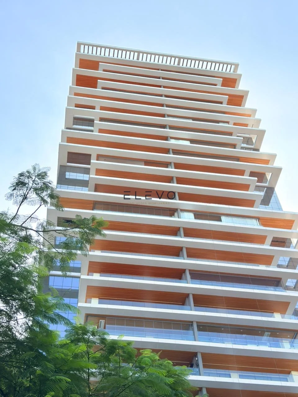 Apartamento à Venda no Plaenge Signature Maringá | 3 Suítes | Proximo a Catedral