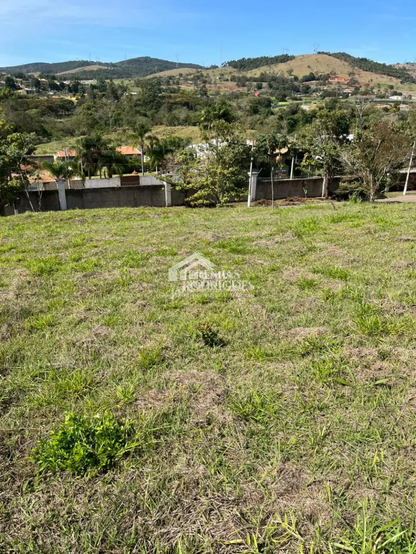 Terreno com 1.175,57 m² - Condomínio Reserva Altos do Cataguá - Taubaté/SP