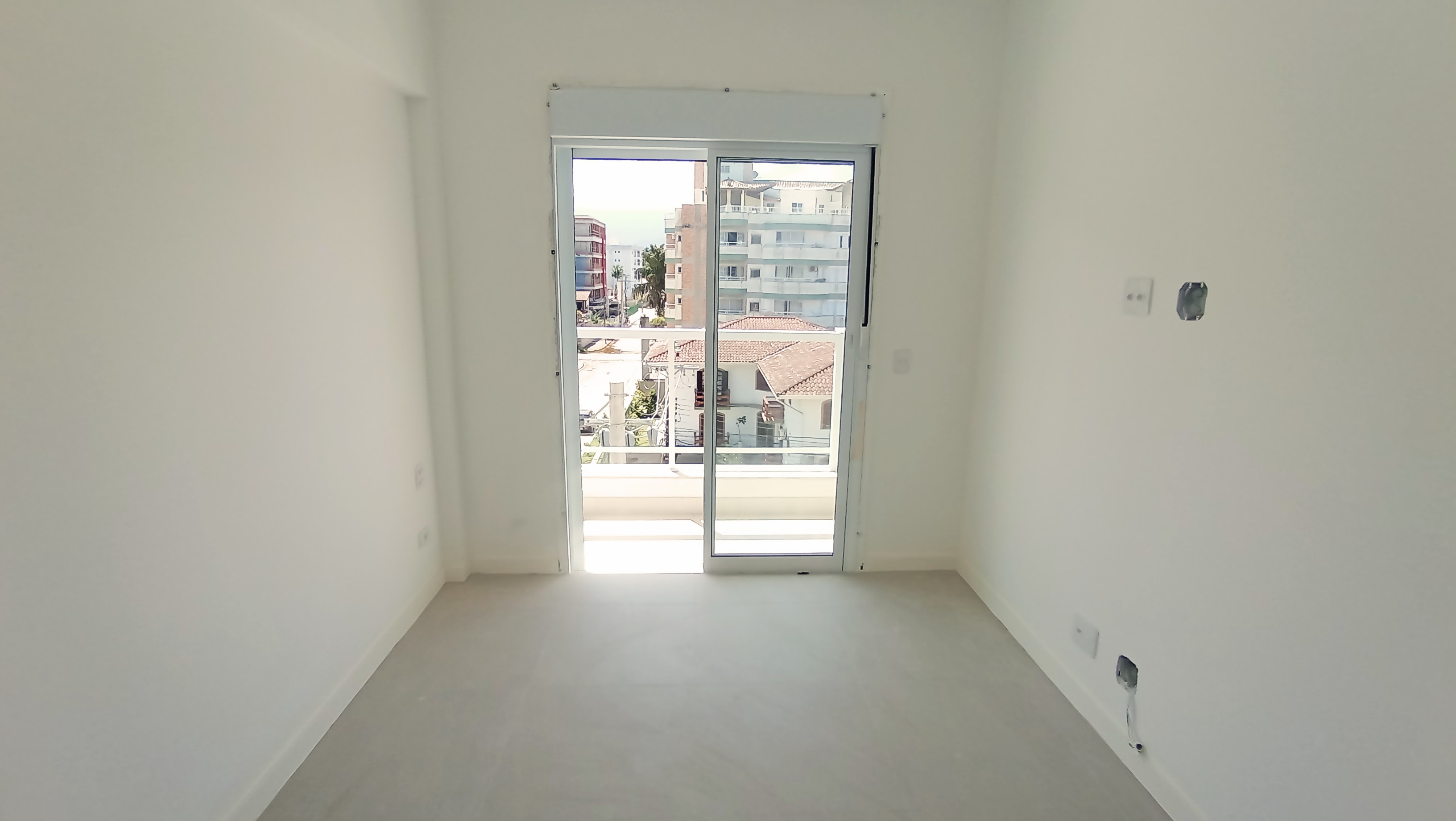 Apartamento à venda com 3 dormitórios, 98 m² no Condomínio Porto Gaia em Ubatuba/SP.