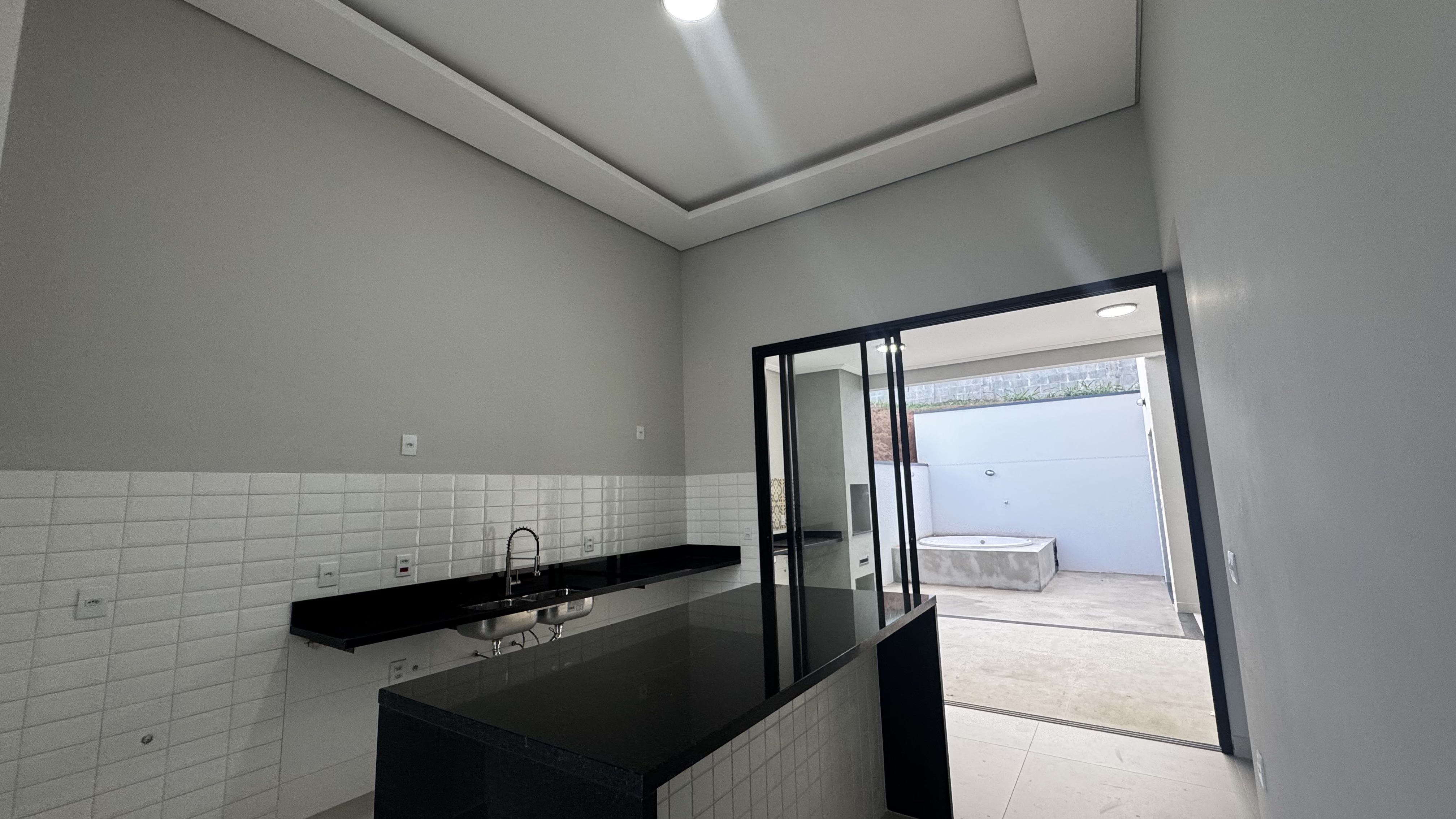 Casa à venda com 3 suítes no Condomínio Bosque do Imperador em Pindamonhangaba/SP