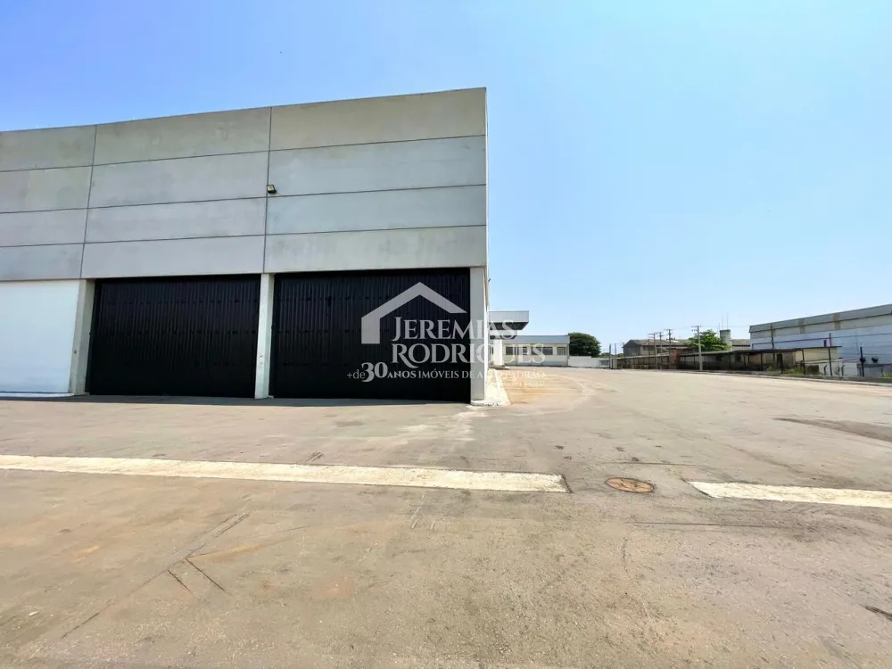 Galpão com 4.800 m² - Jardim Independência - Taubaté/SP.