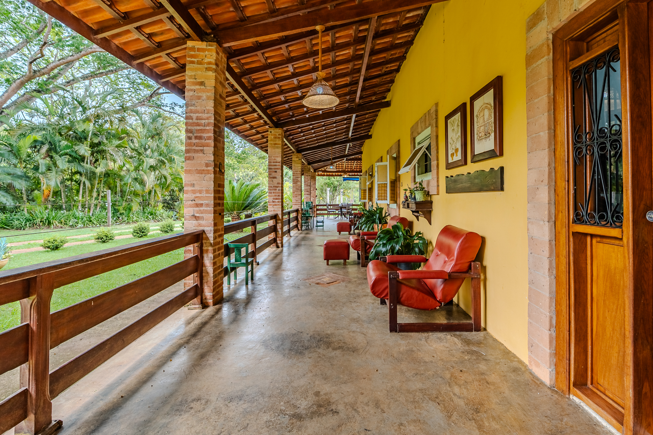 Sitio à venda com 9 dormitórios em São Luiz do Paraitinga/SP.