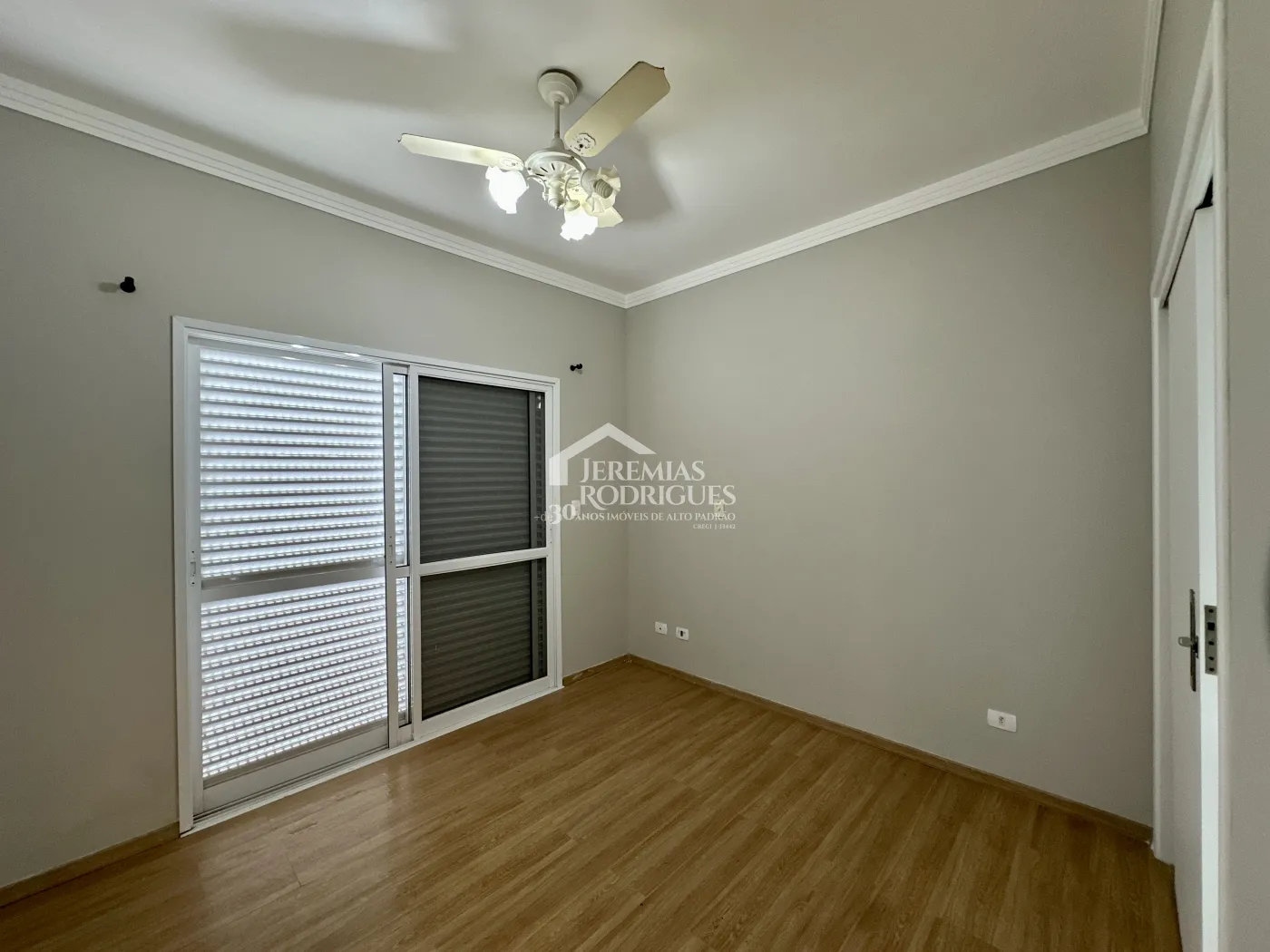 Casa com 3 dormitórios, 237 m² - Campos do Conde Chamboard - Tremembé/SP.