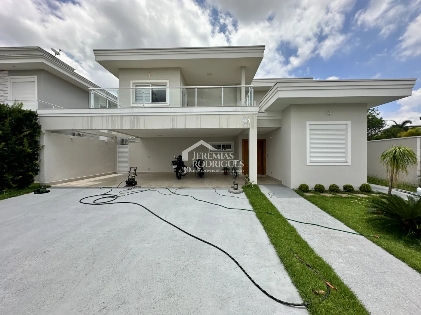 Casa com 4 dormitórios, 369 m² - Condomínio Terras de San Marco - Taubaté/SP.