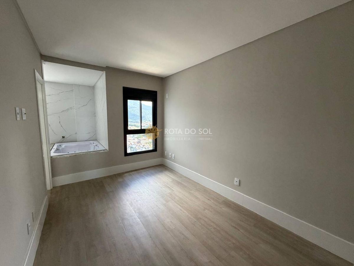Grand Mirage Apartamento 3 Suítes Vista Mar no Centro de Itapema