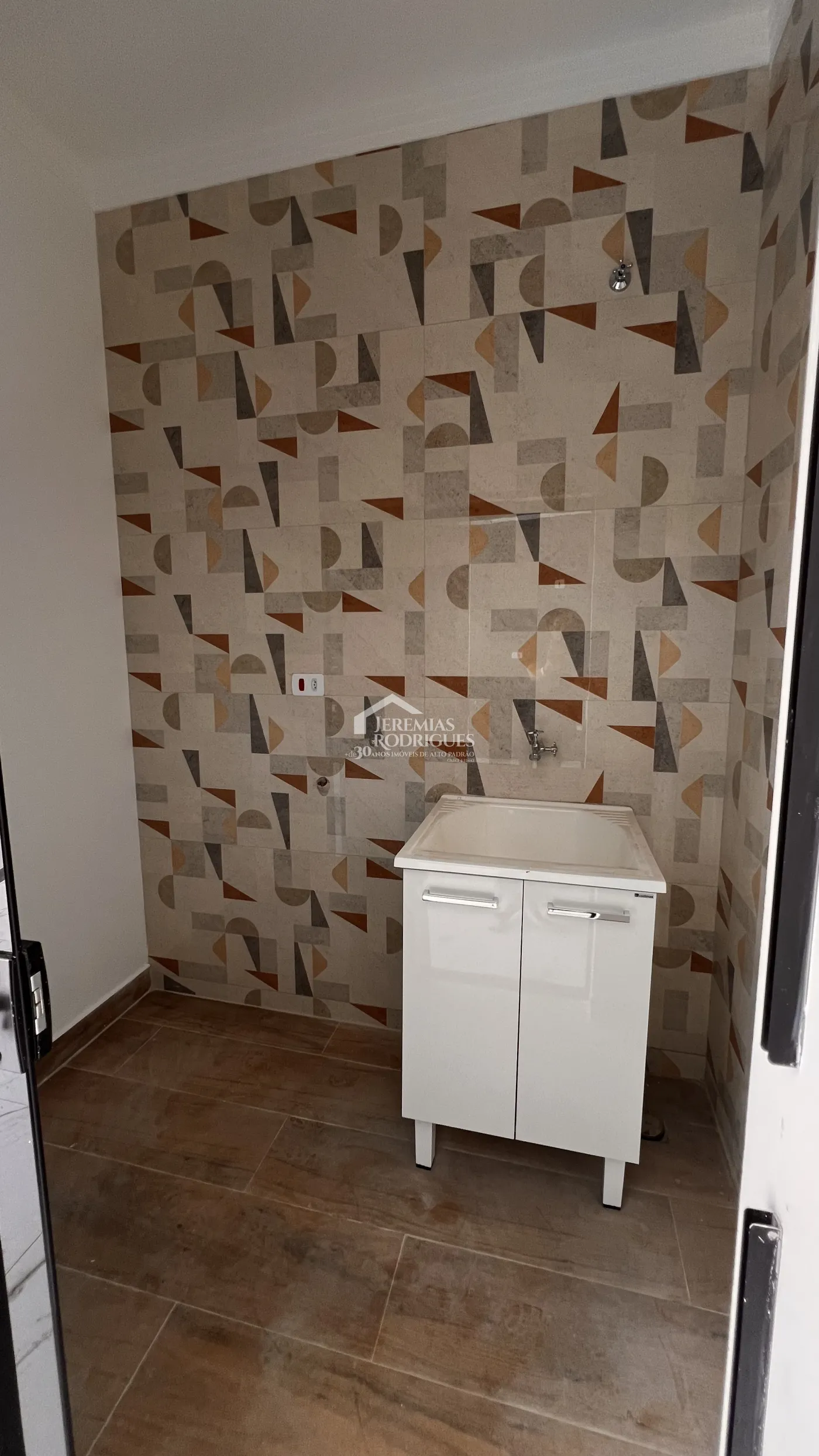 Casa para venda com 3 dormitórios no Condomínio Residencial Tecoara em Taubaté/SP