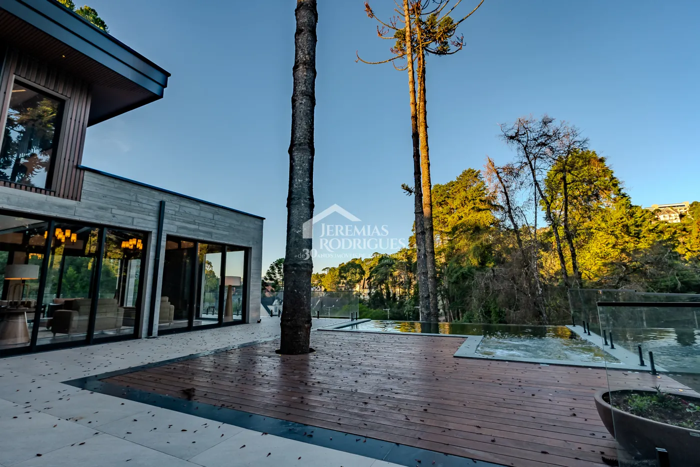 Casa de 2727 m² à venda por R$ 15.000.000,00 - Campos do Jordão/SP