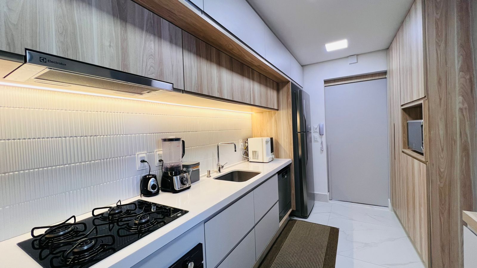 Apartamento à venda com 3 dormitórios, 109 m² no Condomínio Lucca em Taubaté/SP.