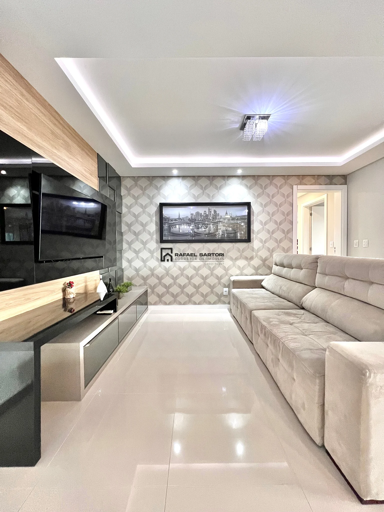 APARTAMENTO AMPLO NO CENTRO DE GUARAMIRIM — foto 2