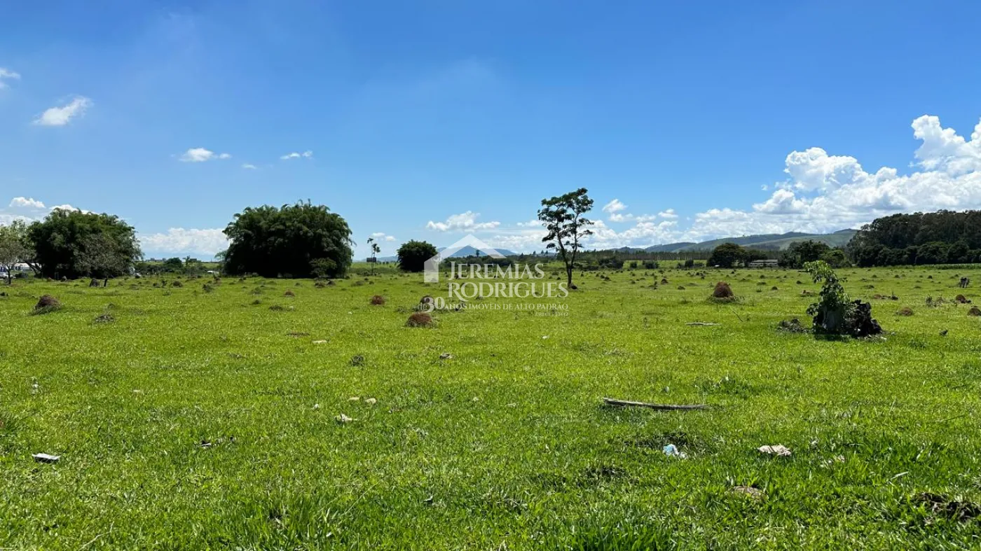 Terreno comercial de 123000 m² para alugar por R$ 30.000,00 - Pindamonhangaba/SP