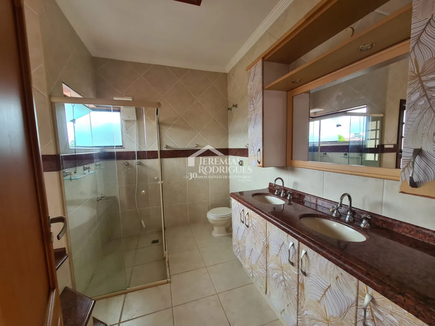 Casa com 3 dormitórios, 344 m² - Loteamento Village Tremembé - Tremembé/SP.