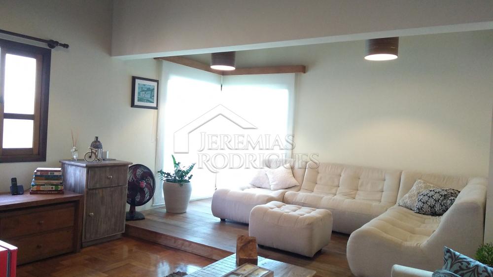 Casa à venda com 4 dormitórios no Condomínio Taubaté Village em Taubaté/SP. 