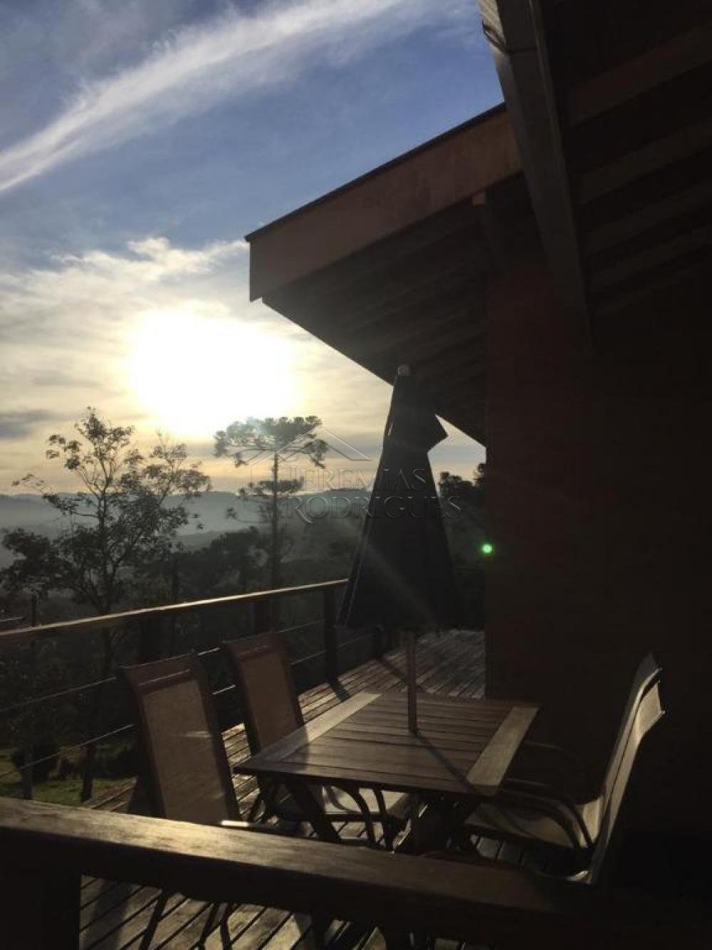 Casa para venda e locação com 3 dormitórios em Santo Antônio do Pinhal/SP