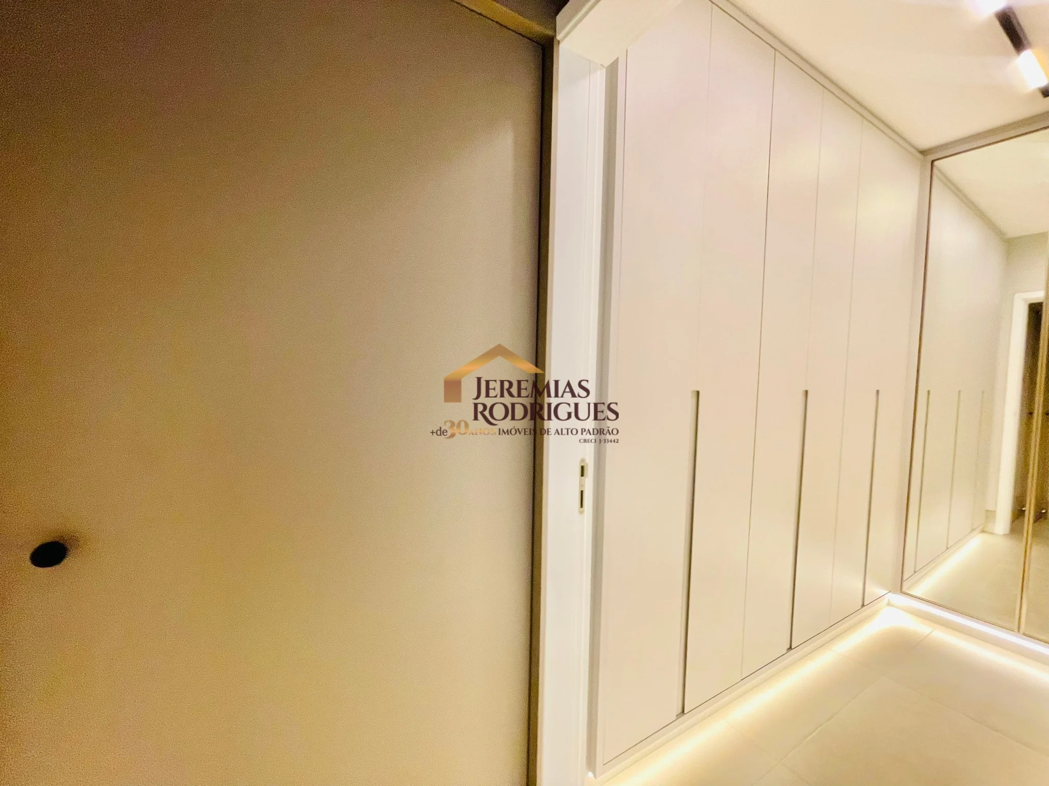 Apartamento Mobiliado para locação e venda no Edifício Residencial Elegance em Taubaté/SP. — foto 67