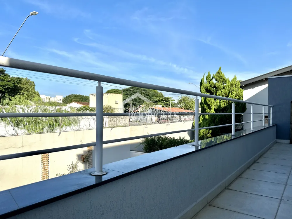 Casa mobiliada para locação no Condomínio Campos do Conde I em Tremembé/SP. 