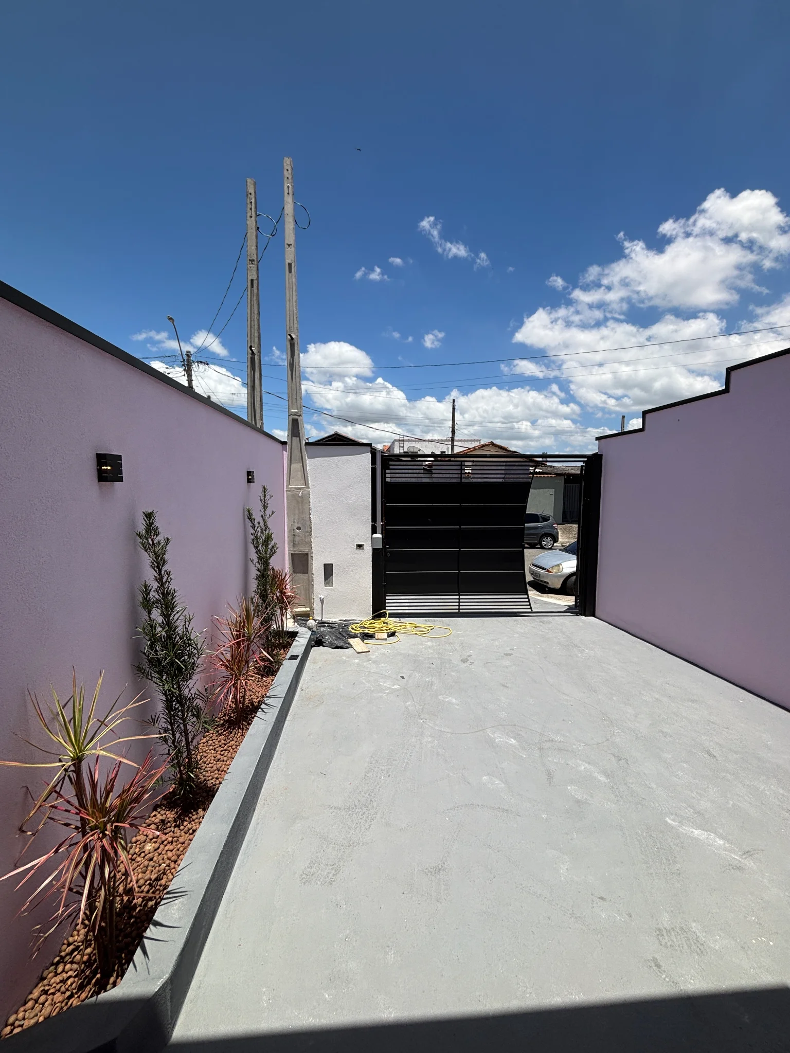 Casa com quintal amplo à venda no Cidade Nova – Pindamonhangaba/SP
