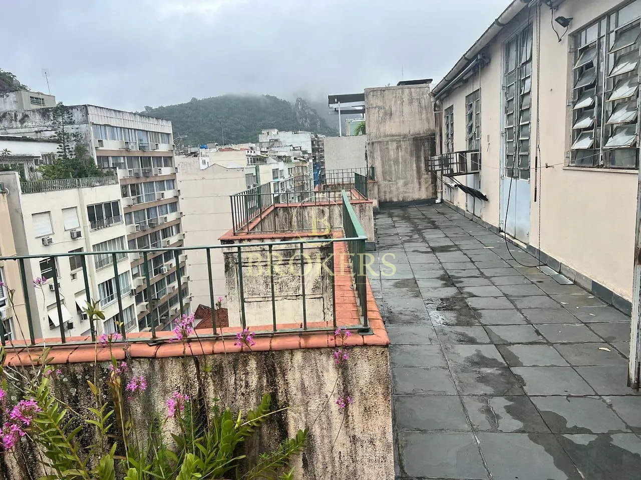 Cobertura duplex à venda - 4 quartos, joia bruta em rua tranquila com 2 vagas em Copacabana, Rio de — foto 3