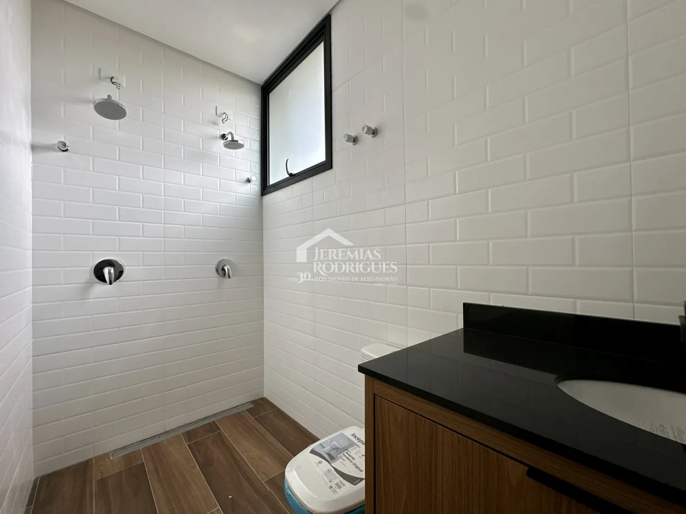 Casa para venda e locação com 3 suítes no Condomínio Cyrela Landscape em Taubaté/SP.