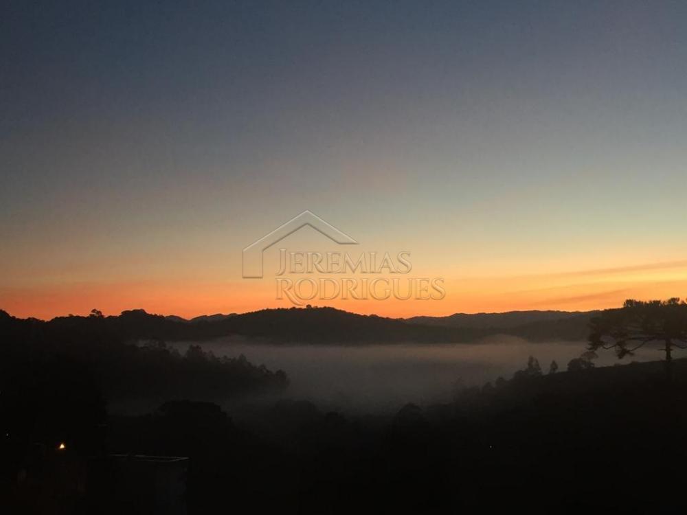 Casa para venda e locação com 3 dormitórios em Santo Antônio do Pinhal/SP