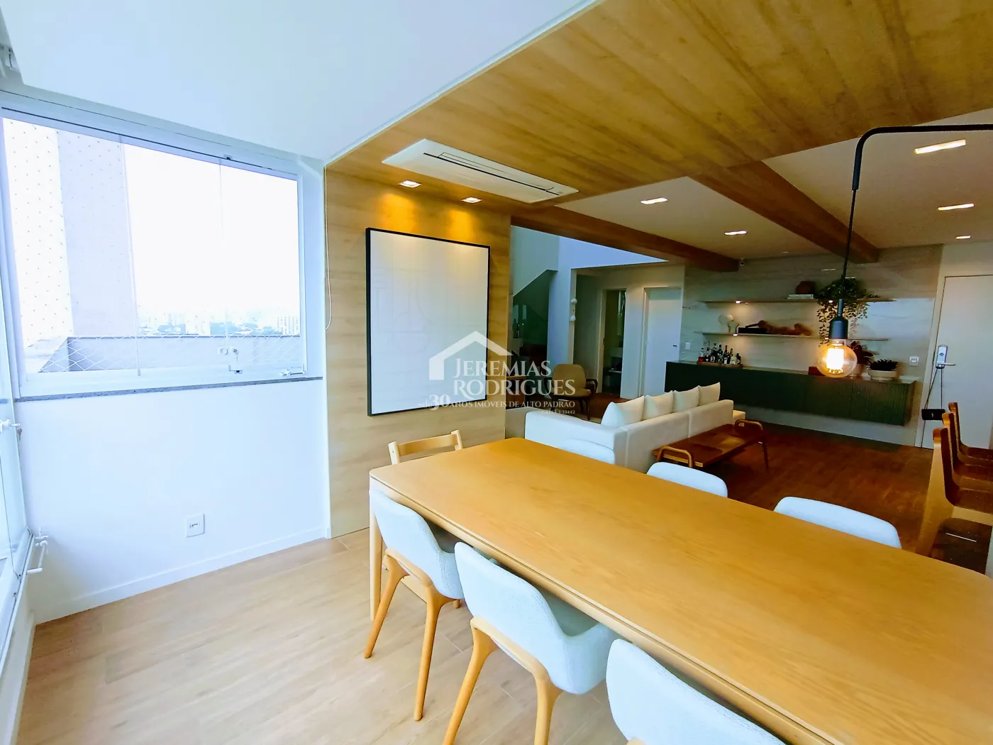 Cobertura duplex à venda com 3 dormitórios, 182 m² no Edifício Vert Residence em Taubaté/SP
