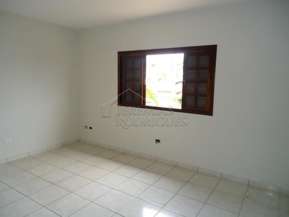 Casa à venda no Condomínio Taubaté Village
