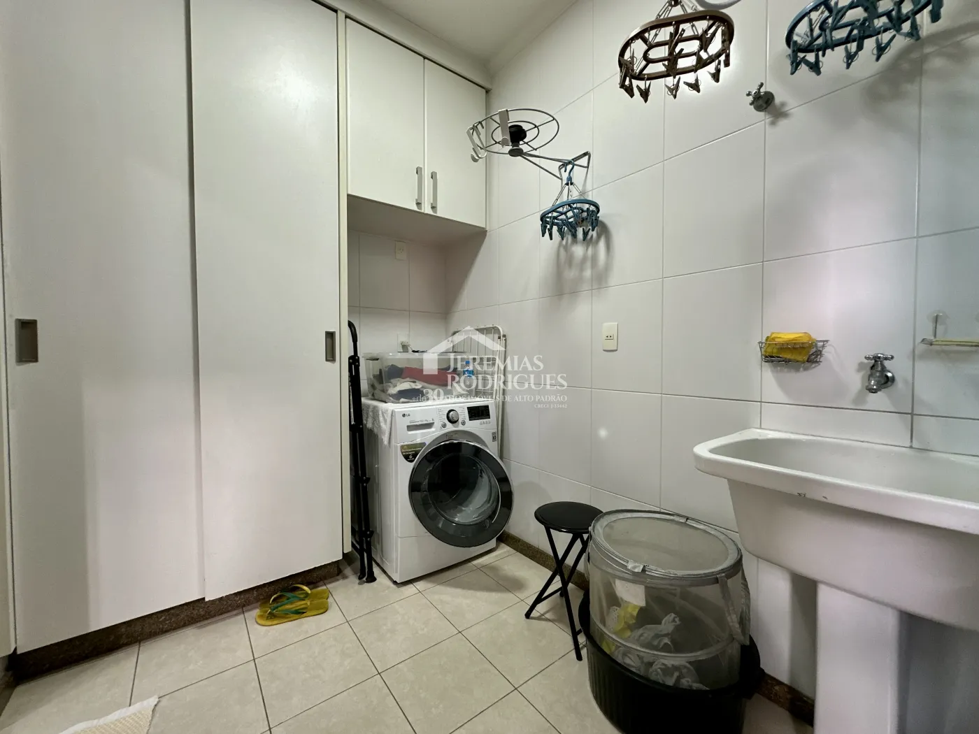 Casa com 3 suítes, 386 m² - Condomínio Taubaté Village - Taubaté/SP