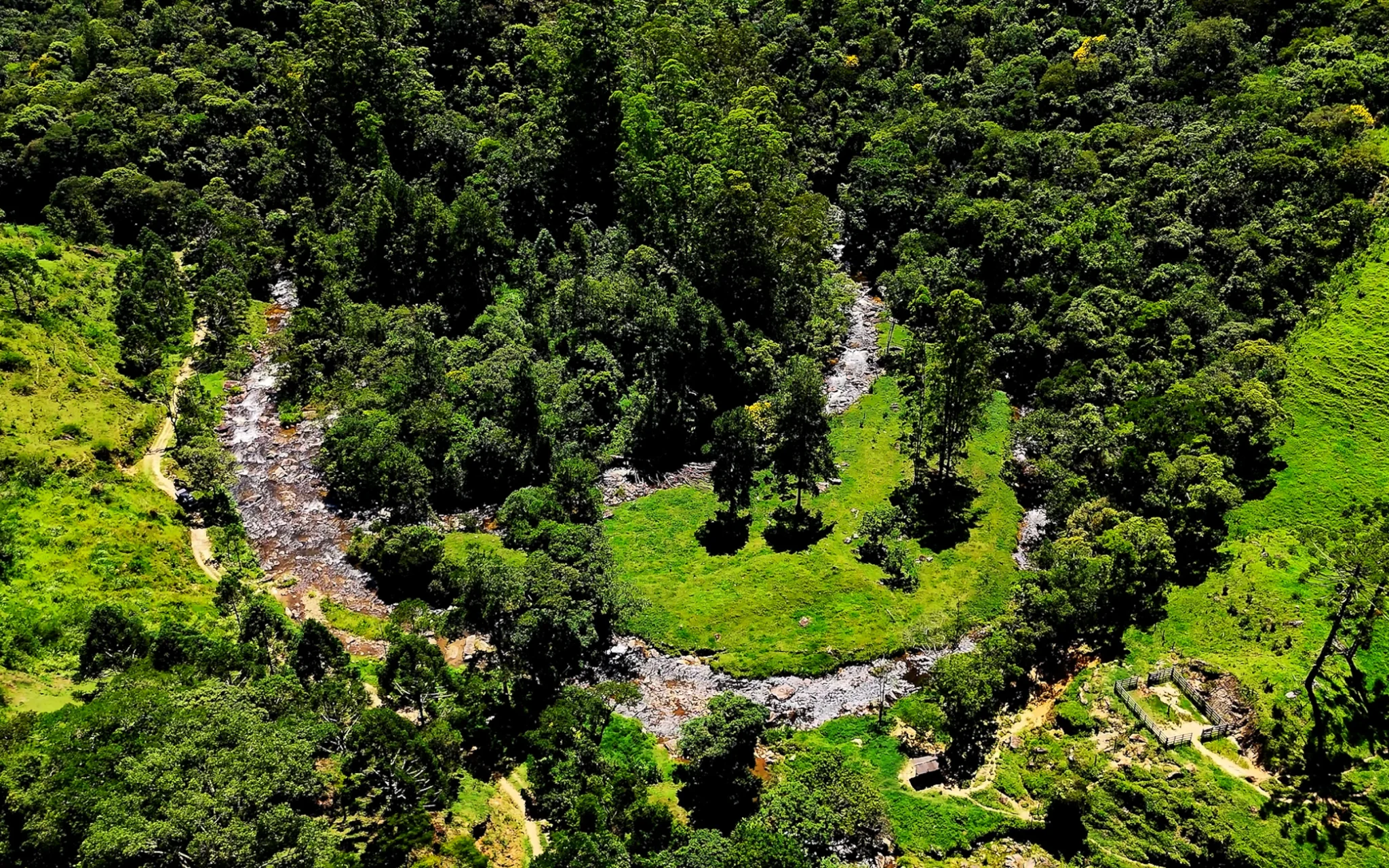 Fazenda à venda com 78 hectares em São José do Barreiro/SP. 