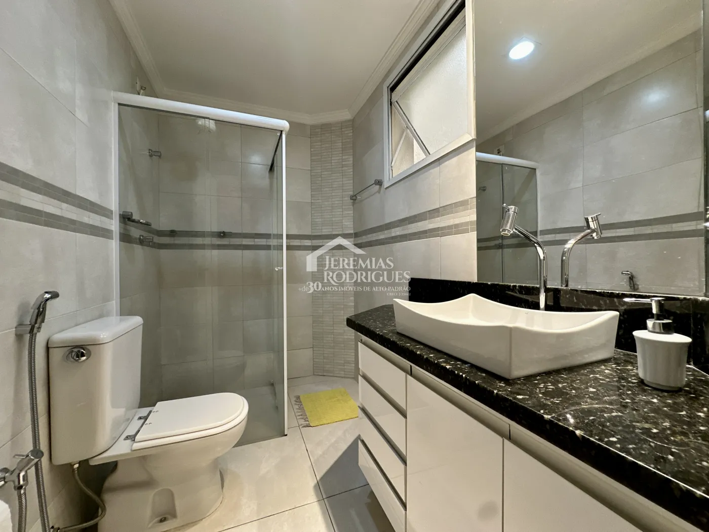 Apartamento com 2 dormitórios, 171 m² - Edifício Solar dos Juritis - Taubaté/SP.