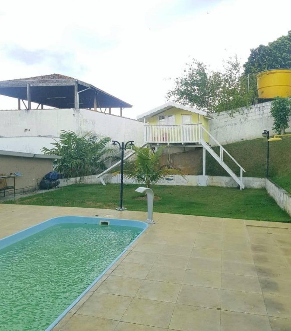 Casa à venda por R$ 850.000,00 - Pindamonhangaba/SP