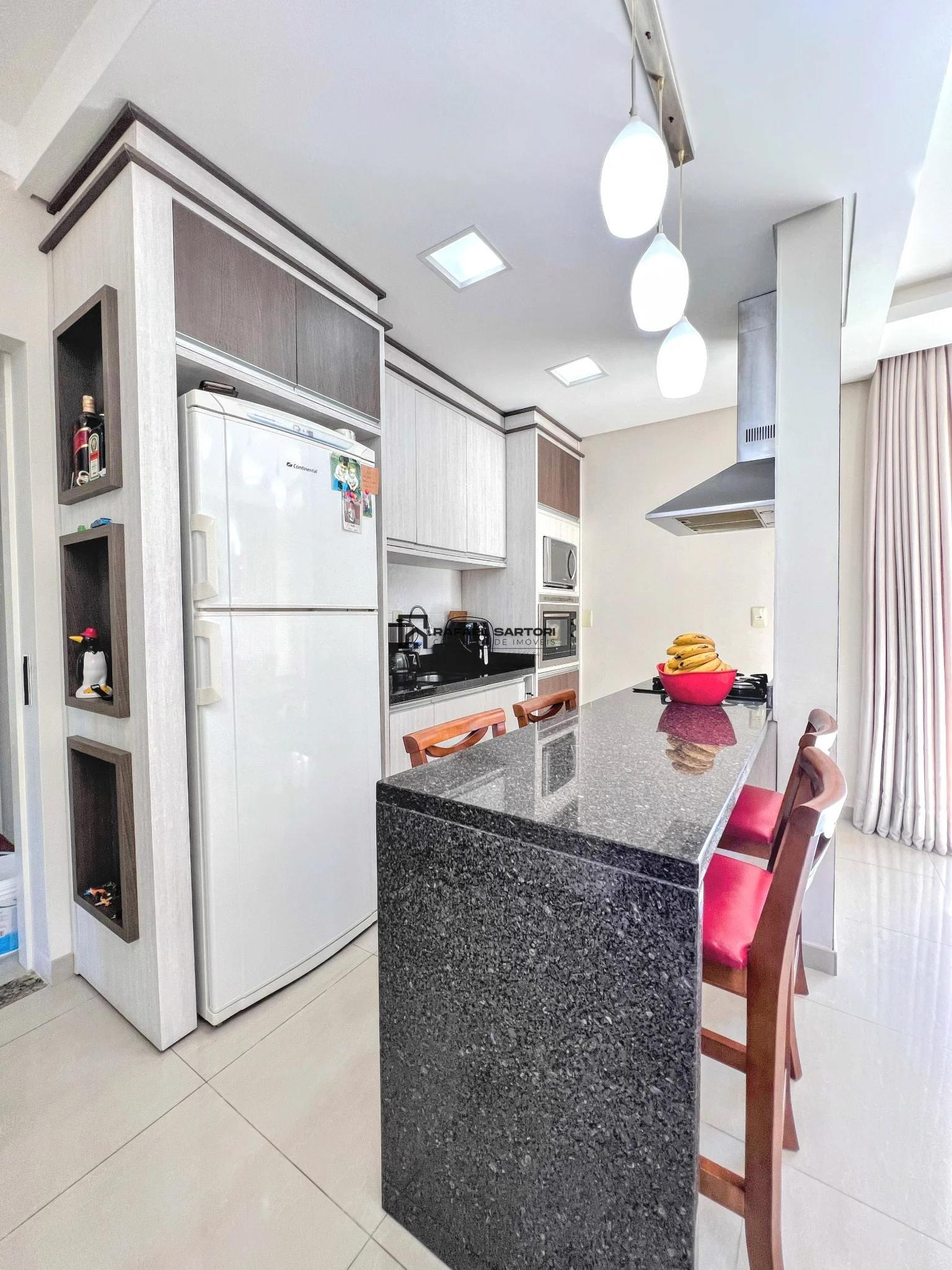 CASA TÉRREA NO BAIRRO NEREU RAMOS