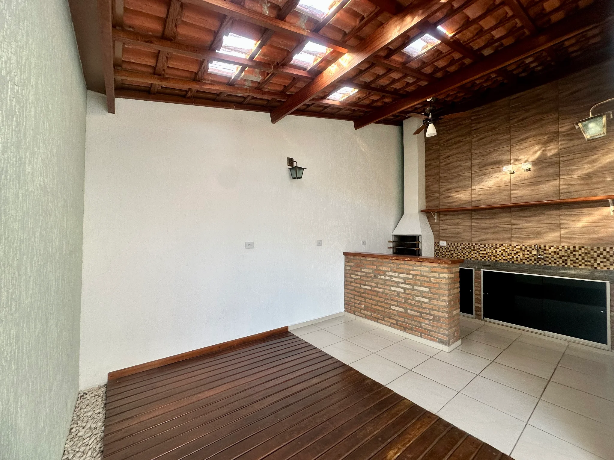 Casa para venda e locação no Condominio Vila Verde em Taubaté/SP. 