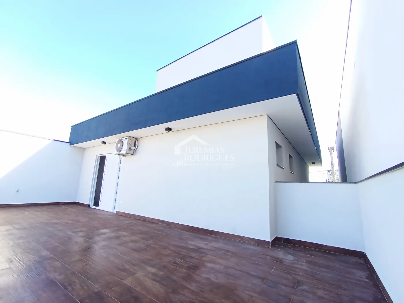 Casa à venda com 3 suítes no Condomínio Residencial Tecoara em Taubaté/SP