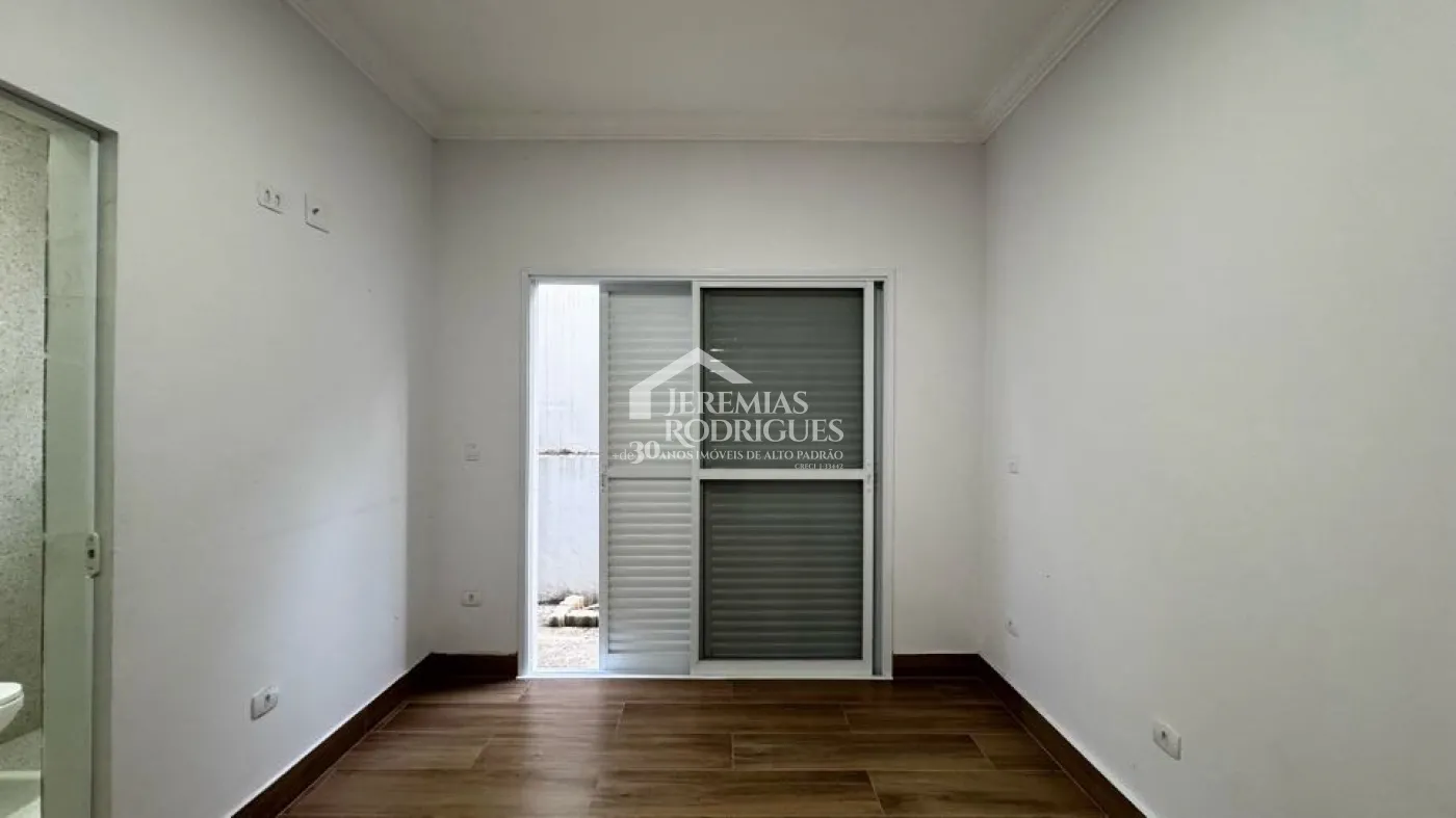 Casa para venda com 3 suítes no Condomínio Reserva dos Lagos em Pindamonhangaba/SP