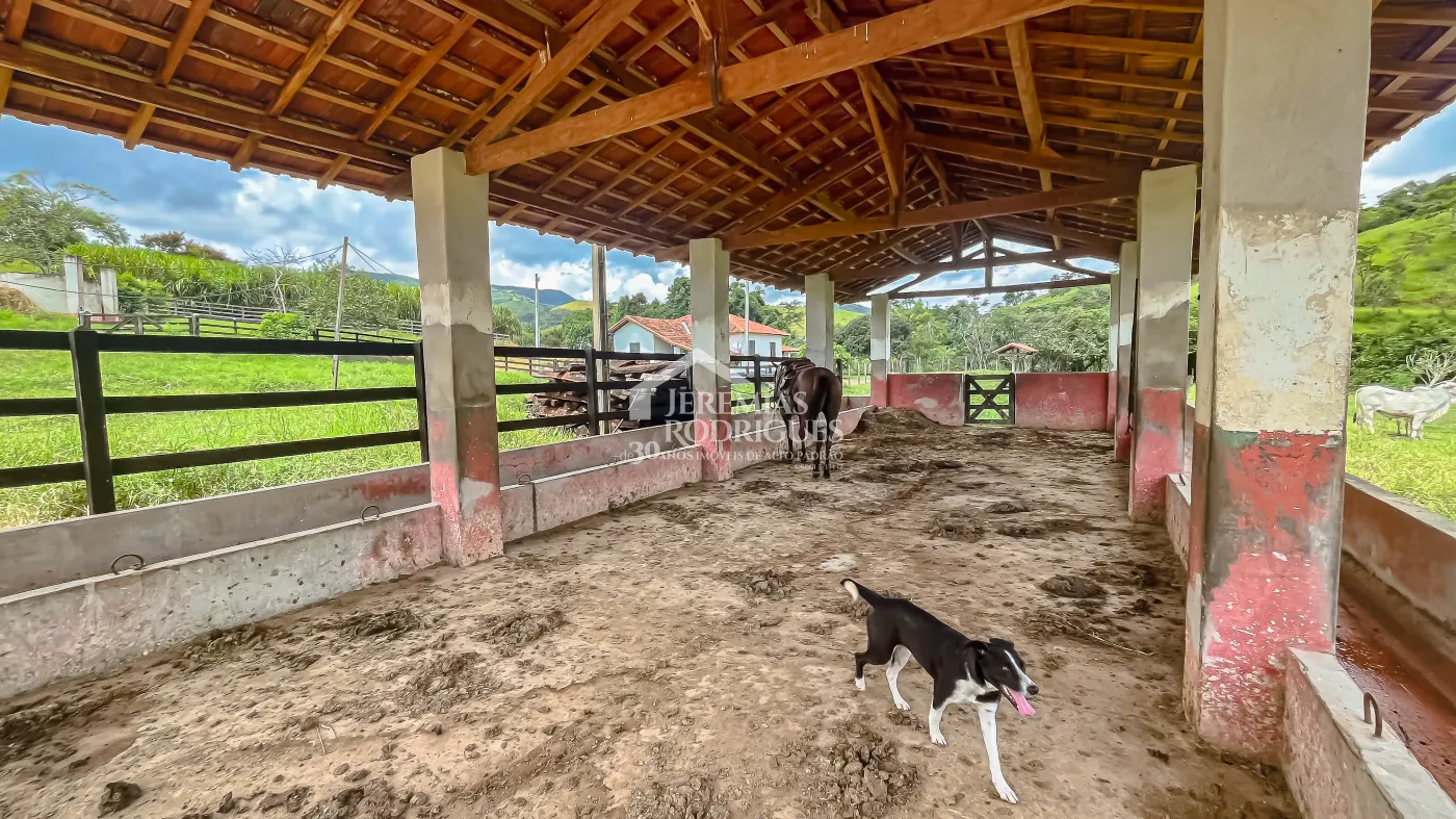 Fazenda com 2.808.000 m² - Caçapava/SP