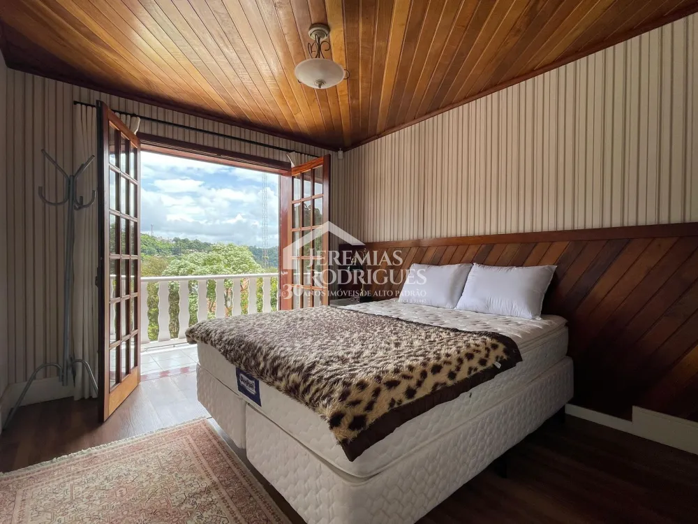 Casa com 4 suítes, 350 m² -  Vila Francalanza - Campos do Jordão/SP.