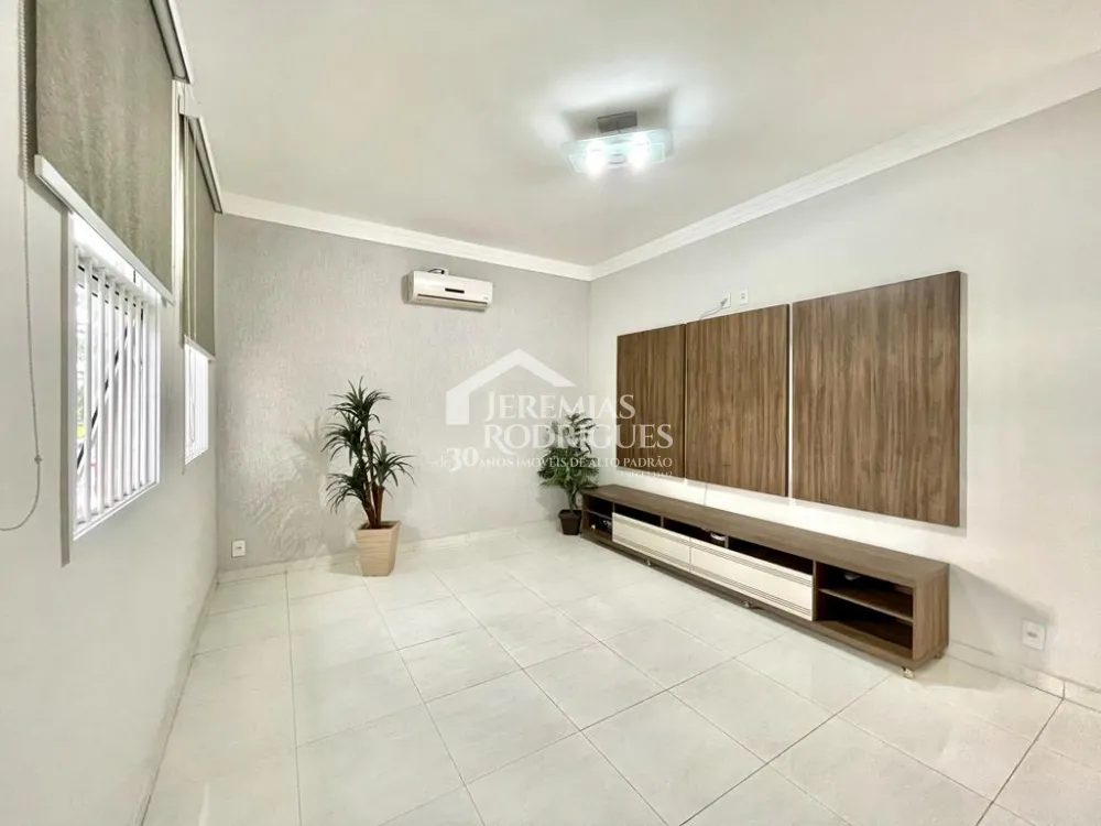 Casa à venda no Condomínio Ouro Ville em Taubaté/SP