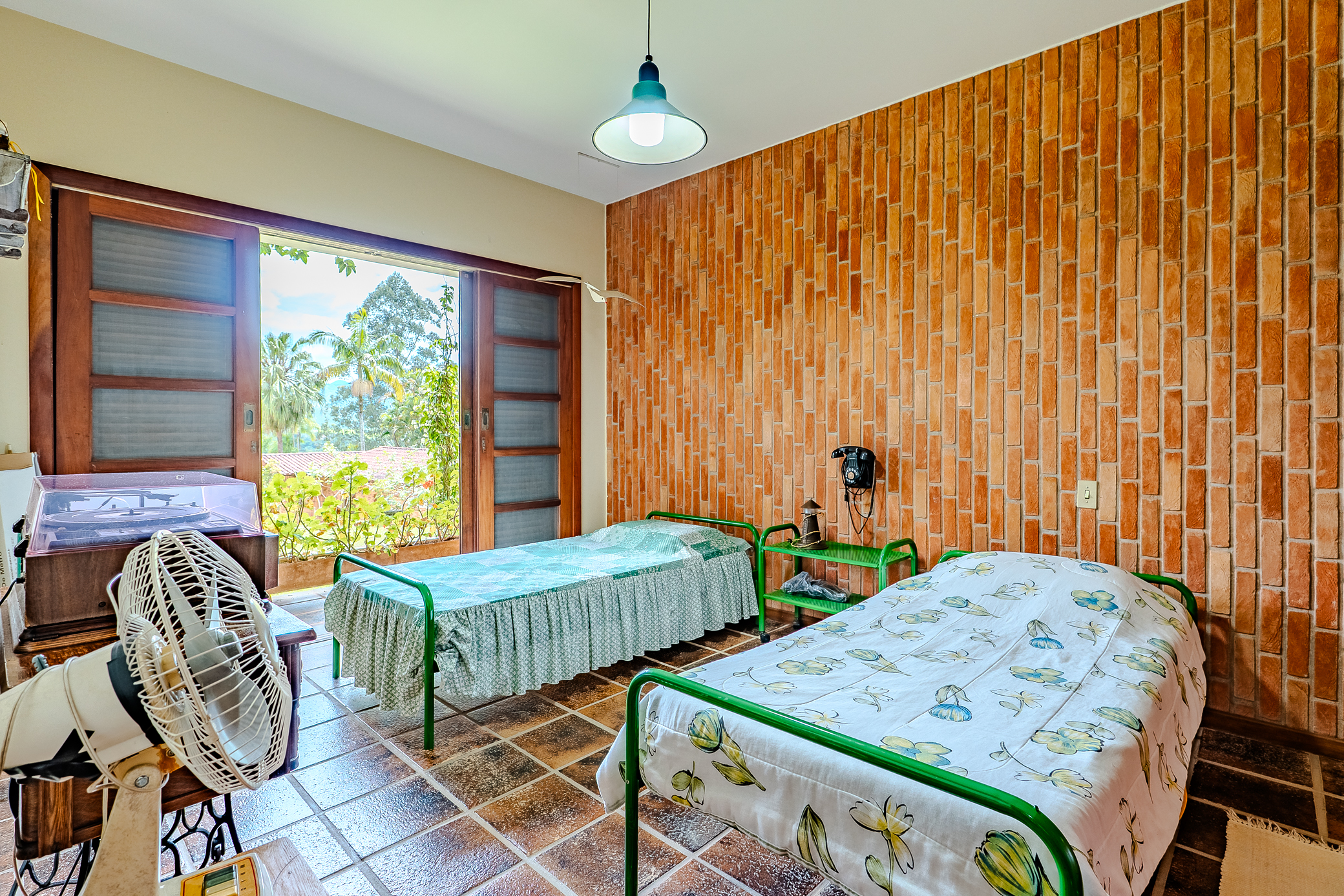 Fazenda à venda com 89,87 ha no bairro Piracuama em Pindamonhangaba/SP. 