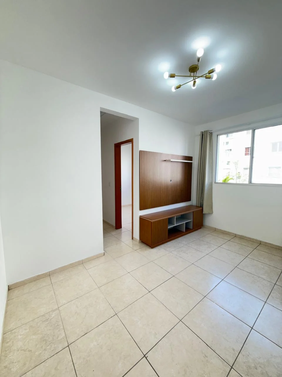 Apartamento com Piscina e 2 Quartos em Colina de Laranjeiras - Serra ES