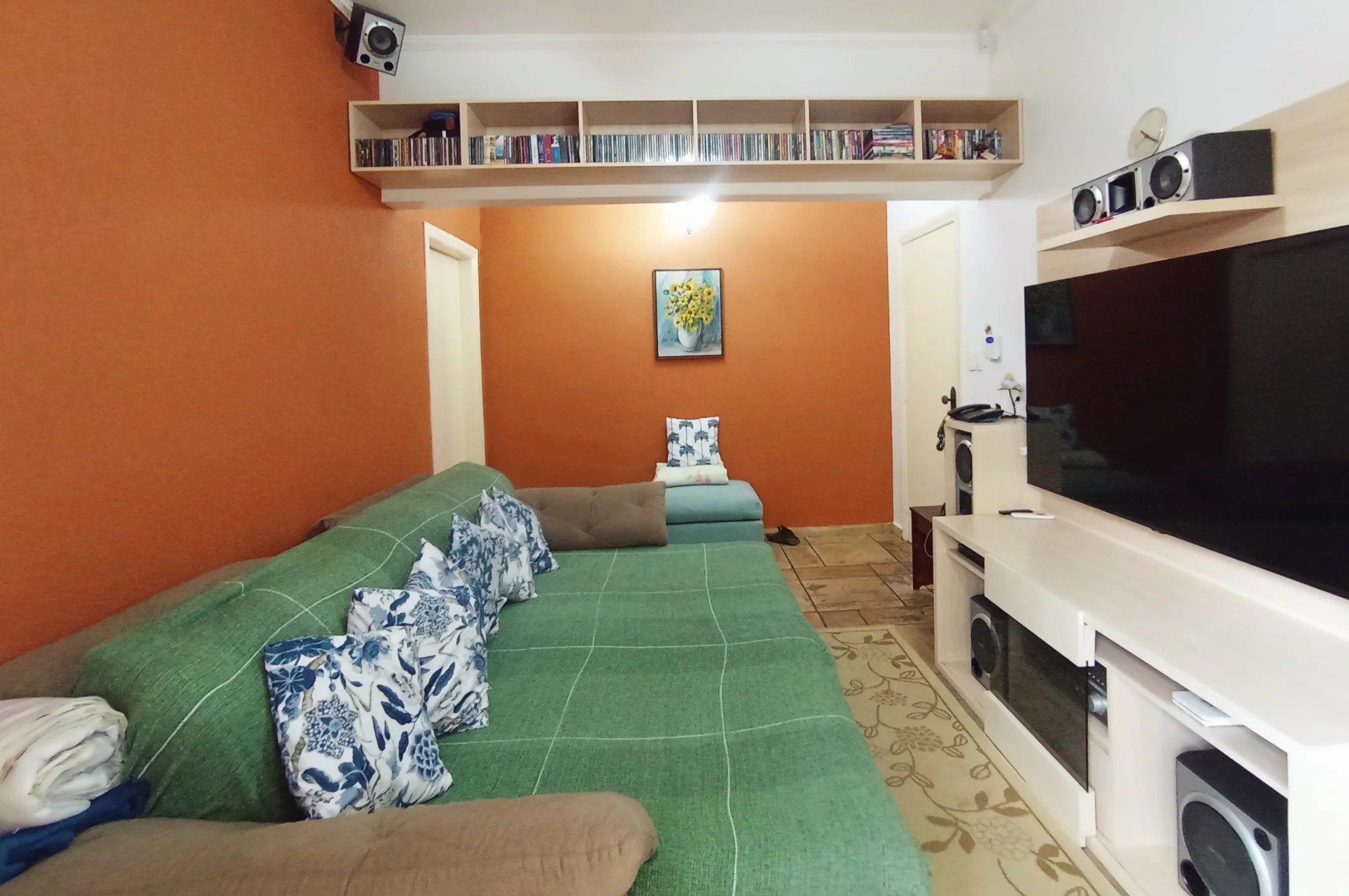 Casa à venda com 4 dormitórios no Residencial Doutor Lessa em Pindamonhangaba/SP. 