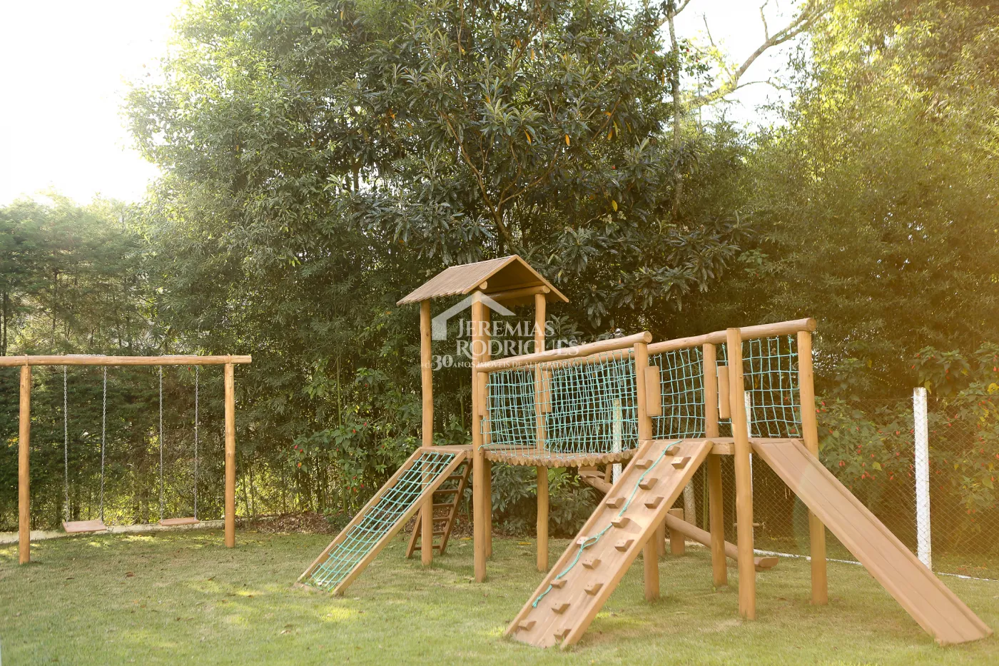 Chácara à venda no bairro do Sapucaí, em Sapucaí-Mirim/MG.