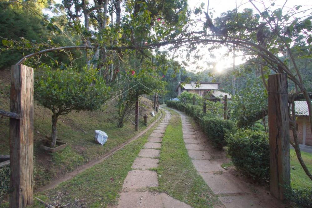Casa com 3 quartos, 630 m², à venda por R$ 6.500.000- Condomínio Pedra de Fogo - Campos do Jordão/SP