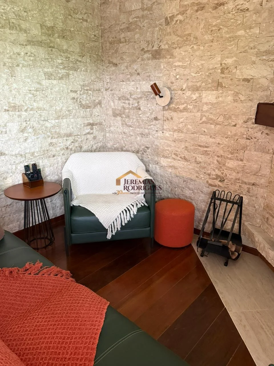 Apartamento à venda no Condomínio Cortina D'Ampezzo em Campos do Jordão/SP. — foto 3